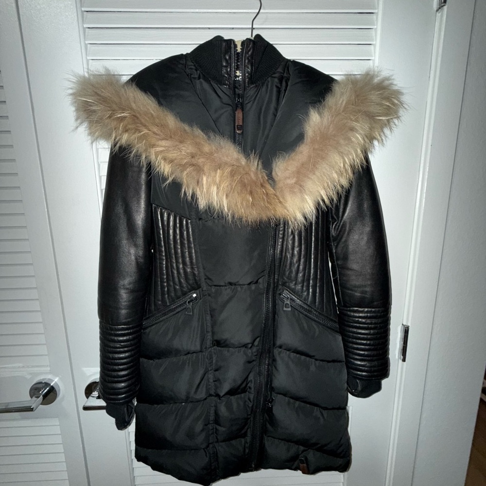 Women's Black Genuine Real Fur Trim Jacket with Leather Sleeves